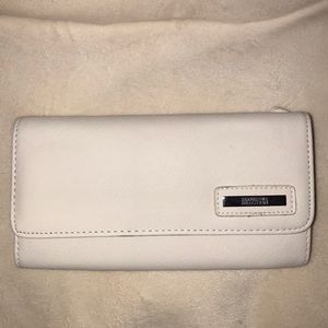 🤡CLOSET CLOSING!!🤡 Kenneth Cole Reaction wallet